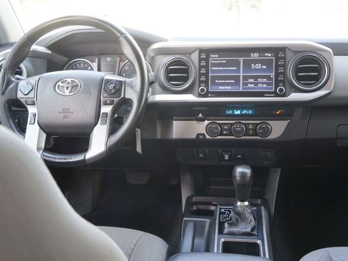 Used 2021 Toyota Tacoma SR5 image 34