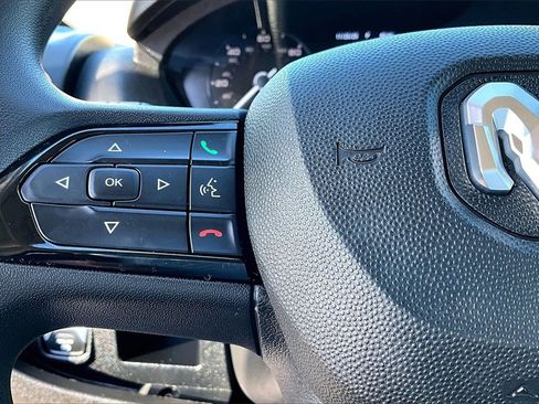 Used 2024 RAM ProMaster 2500 w/ Convenience Group image 16