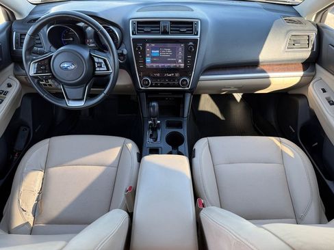 Used 2019 Subaru Outback 2.5i Limited w/ Popular Package #2 image 12