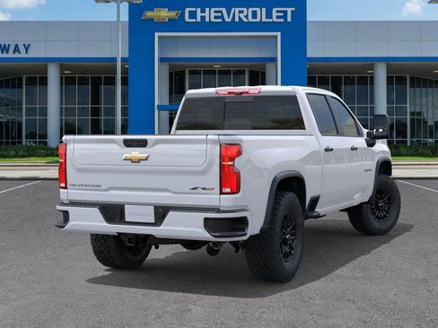 New 2026 Chevrolet Silverado 2500 ZR2 AWD/4WD image 4