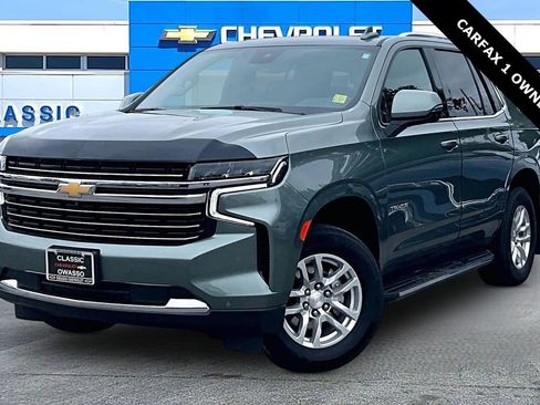 Used 2024 Chevrolet Tahoe LT w/ Luxury Package AWD/4WD image 3
