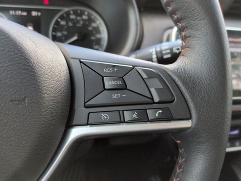 Certified 2019 Nissan Kicks SR w/ SR Premium Package FWD image 25