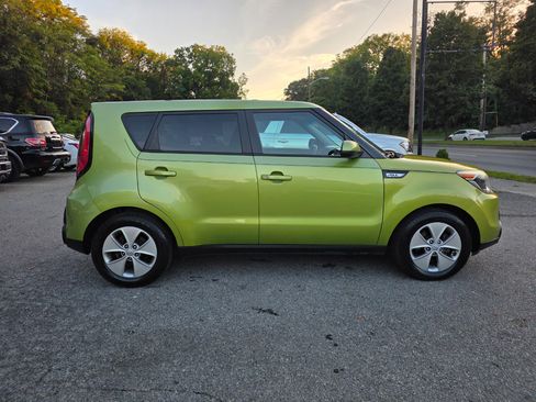 Used 2015 Kia Soul image 4