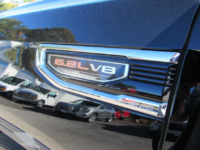 Used 2020 GMC Sierra 1500 Denali w/ Denali Ultimate Package AWD/4WD image 10