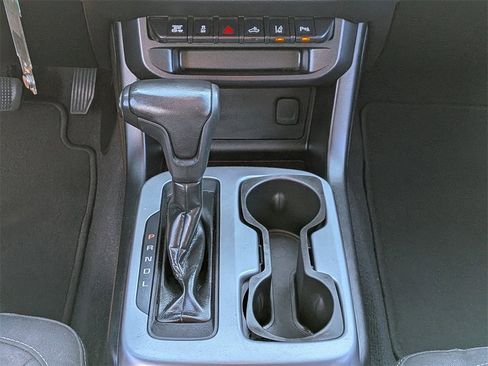 Used 2019 Chevrolet Colorado LT w/ LT Convenience Package image 16