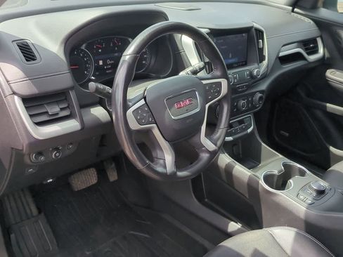Used 2022 GMC Terrain SLT w/ Infotainment Package II AWD/4WD image 2