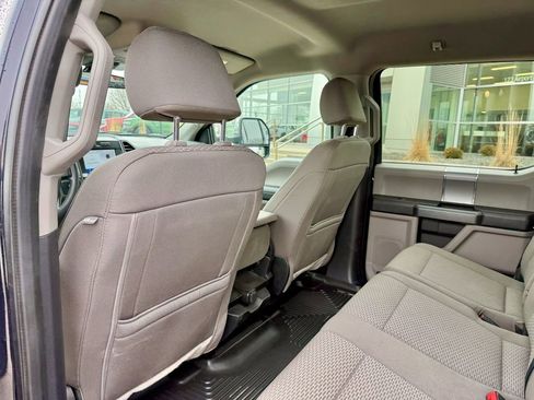 Used 2021 Ford F250 XLT w/ XLT Premium Package image 12