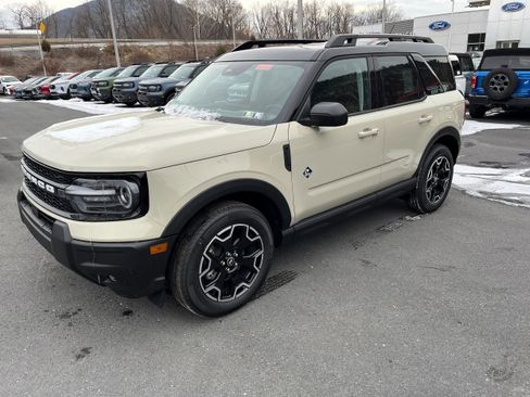 New 2025 Ford Bronco Sport Outer Banks image 22