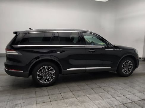 Used 2022 Lincoln Aviator AWD image 10