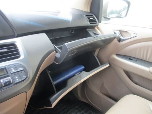 Used 2005 Honda Odyssey EX-L image 46