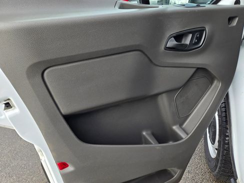 Used 2021 Ford Transit 250 Medium Roof image 30