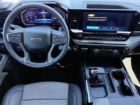 New 2026 Chevrolet Silverado 1500 ZR2 image 9