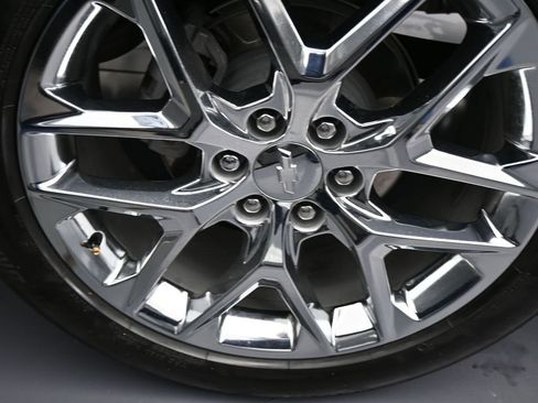 Used 2024 Chevrolet Silverado 1500 LTZ w/ LTZ Premium Package image 51