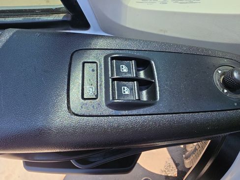 Used 2021 RAM ProMaster 2500 FWD image 10