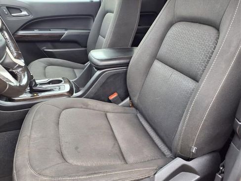 Used 2019 GMC Canyon SLE image 3