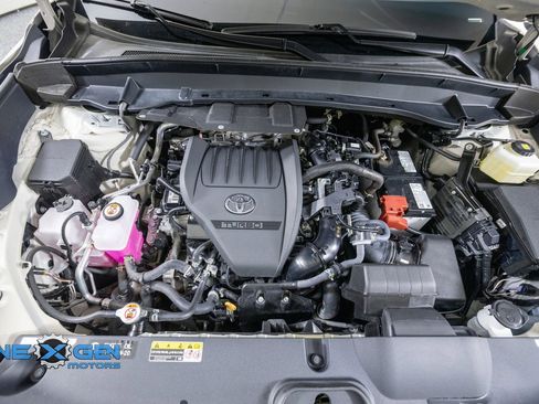 Used 2024 Toyota Grand Highlander AWD image 50