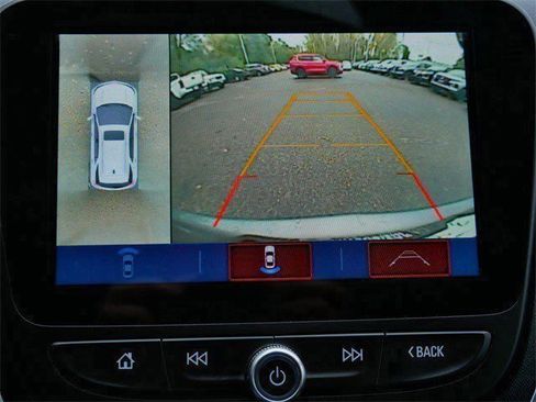 Used 2018 Chevrolet Equinox Premier image 28