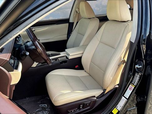 Used 2017 Lexus ES 350 w/ Accessory Package 2 FWD image 20