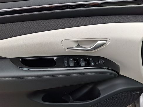 Certified 2024 Hyundai Tucson Limited AWD/4WD image 12