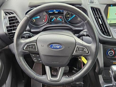 Used 2018 Ford Escape SEL image 15