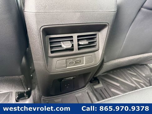 New 2026 Chevrolet Colorado LT w/ LT Convenience Package AWD/4WD image 16