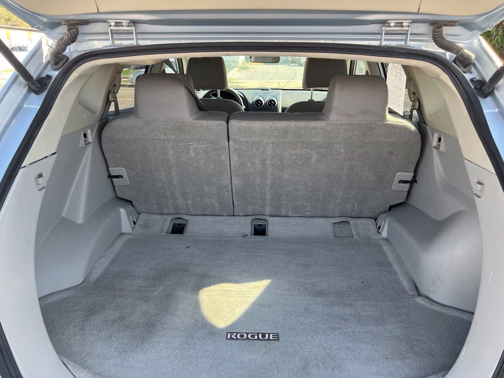 Used 2012 Nissan Rogue SV w/ Premium Pkg FWD image 9