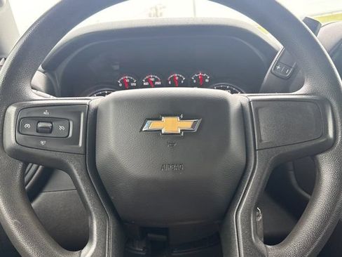 Used 2022 Chevrolet Silverado 2500 Custom AWD/4WD image 16
