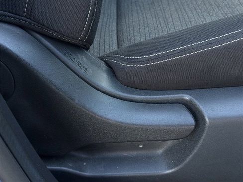 Used 2021 Nissan Rogue S image 28