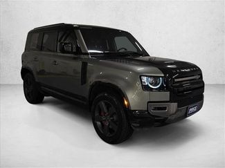 Used 2023 Land Rover Defender 110 X AWD/4WD video 3