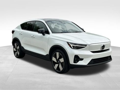 Used 2023 Volvo C40 P8 Recharge Ultimate w/ Protection Package Premier AWD/4WD image 5