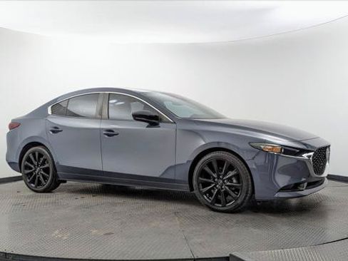 Used 2023 MAZDA MAZDA3 s FWD image 11