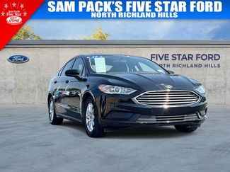 Used 2017 Ford Fusion S image 1
