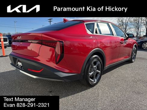 Used 2025 Kia K4 LXS image 7