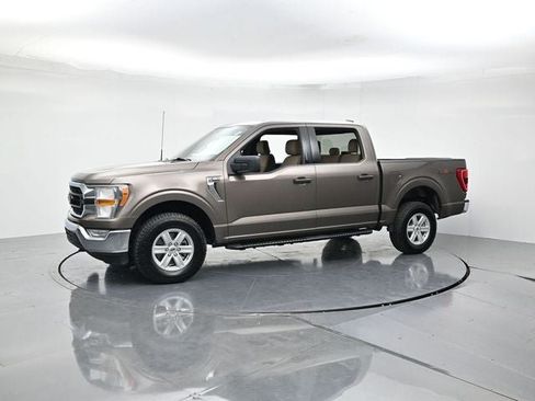Used 2022 Ford F150 XLT w/ Equipment Group 301A Mid AWD/4WD image 7