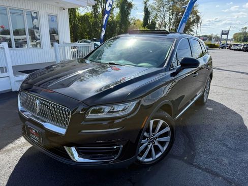 Used 2019 Lincoln Nautilus Select image 2