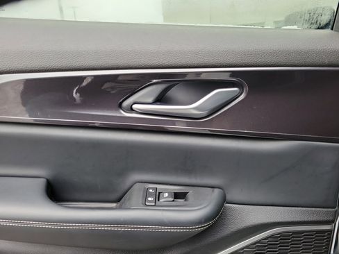 Used 2022 Jeep Grand Cherokee Altitude image 12