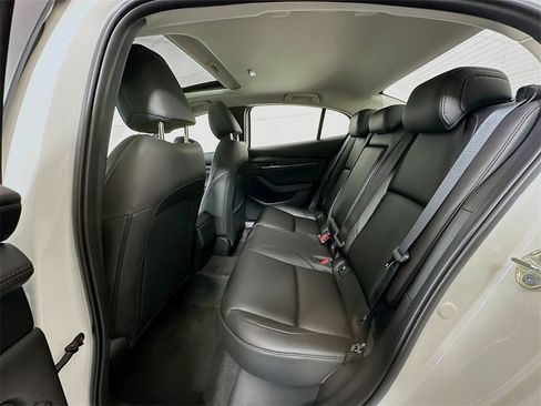 New 2026 MAZDA MAZDA3 2.5 S Sedan w/ Preferred Pkg image 17