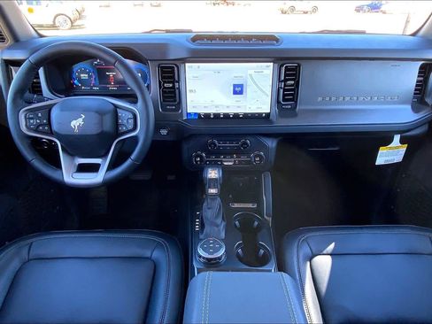 New 2026 Ford Bronco Badlands AWD/4WD image 5