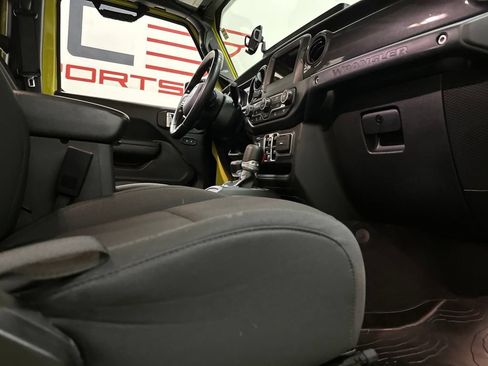 Used 2022 Jeep Wrangler Unlimited Sport AWD/4WD image 58