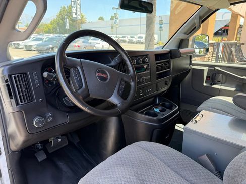 Used 2023 GMC Savana 2500 Extended w/ Driver Convenience Package RWD image 11