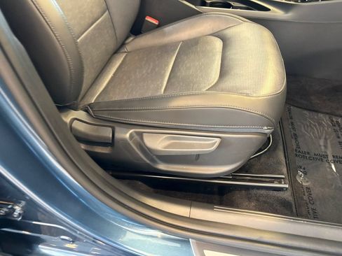 Used 2023 Kia Niro FWD image 22