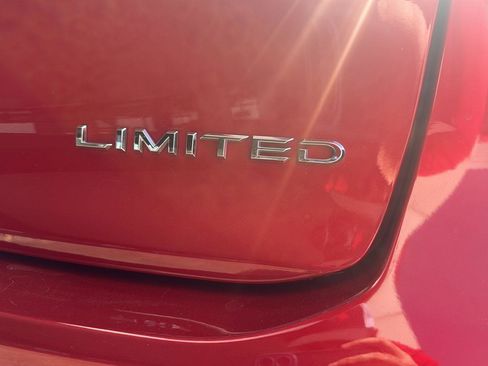 Used 2023 Toyota Crown Limited image 6