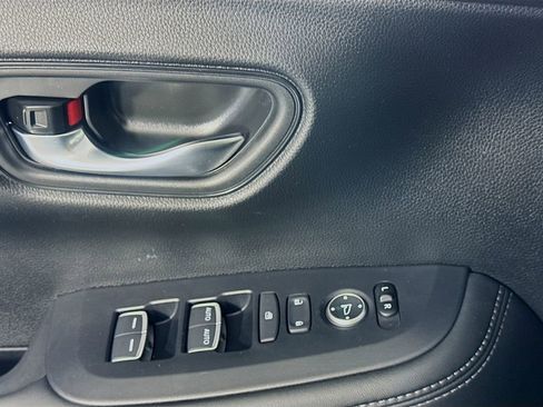 Certified 2026 Honda HR-V EX-L image 20