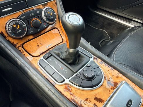 Used 2011 Mercedes-Benz SL 550 image 47