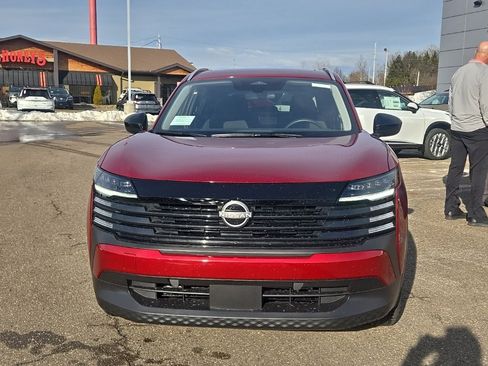 New 2026 Nissan Kicks SV image 2