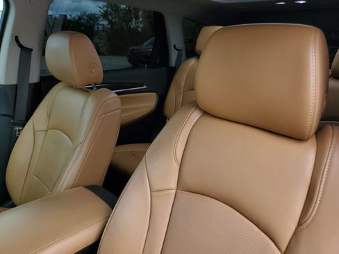Used 2018 Buick Enclave Essence w/ Trailering Package AWD/4WD image 16