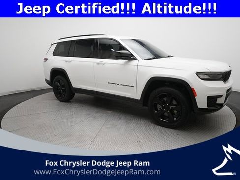 Used 2023 Jeep Grand Cherokee L Laredo image 13