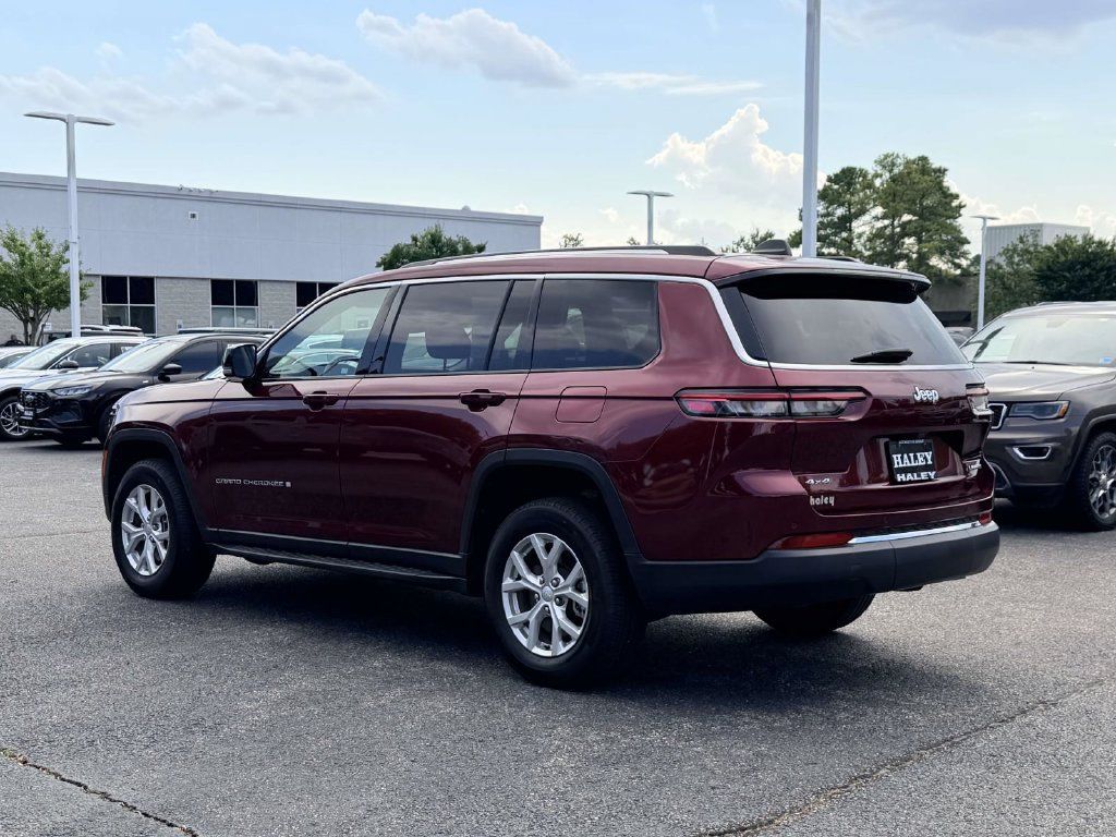 Used 2024 Jeep Grand Cherokee L Limited AWD/4WD image 4