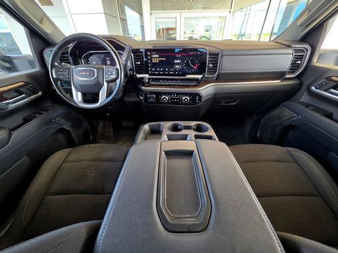 Used 2024 GMC Sierra 2500 SLE w/ SLE Value Package; AWD/4WD image 22