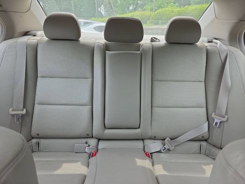 Used 2010 Acura TSX V6 Sedan FWD image 32